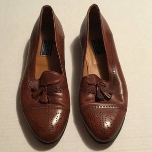 Men's pair of Italian made Bostonian Florentine shoes size 11 medium